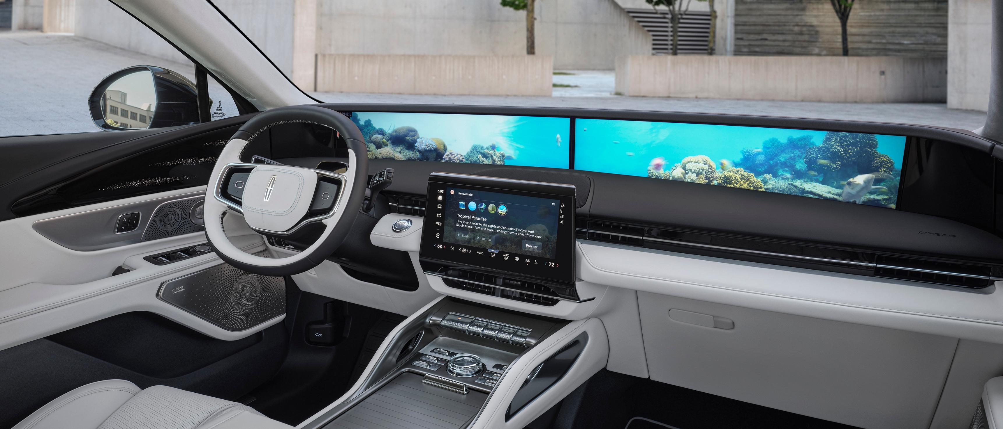 Lincoln Rejuvenate présentée sur l'écran panoramique à l'intérieur du VUS Lincoln Nautilus® 2027