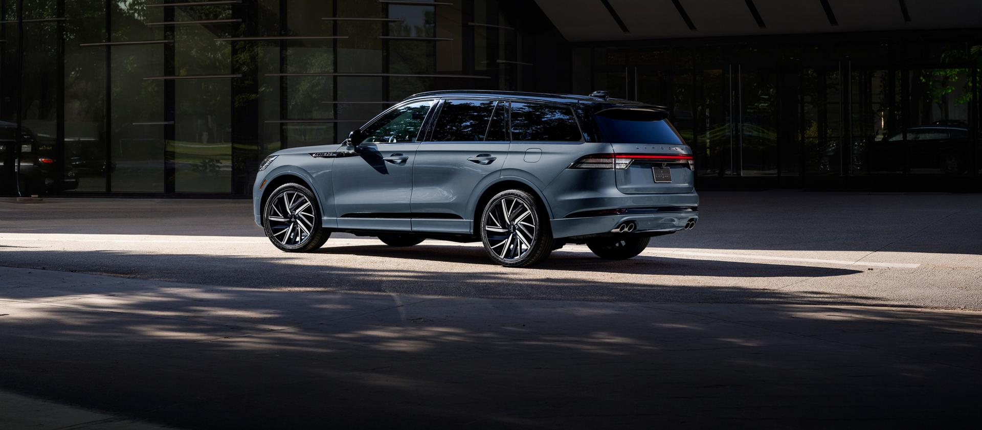 Un Lincoln Aviator® Black Label® doté de l’ensemble Édition spéciale