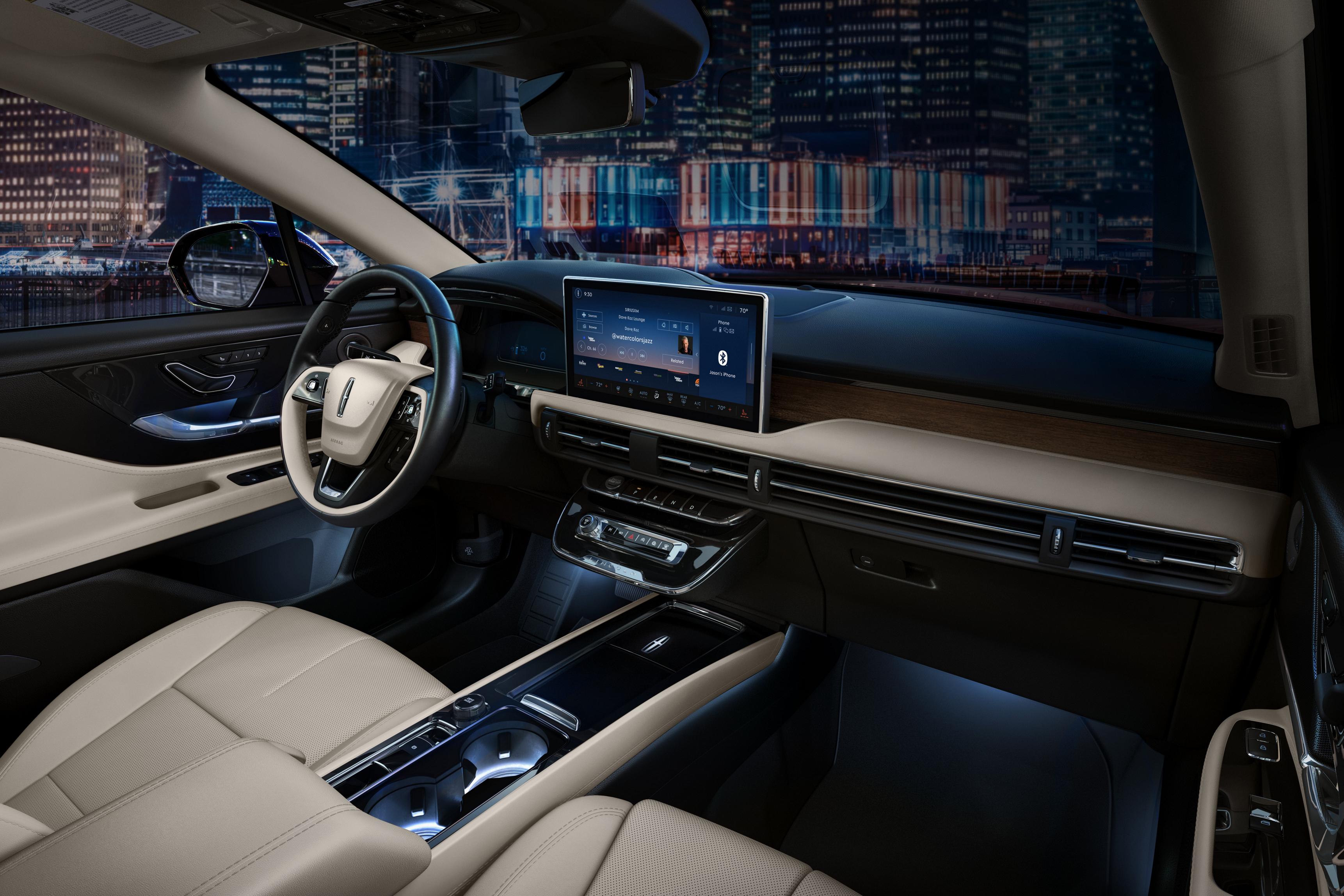 L’intérieur d’un Lincoln Corsair 2026 est présenté.